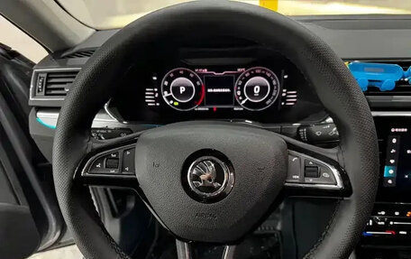 Skoda Superb III рестайлинг, 2024 год, 2 340 000 рублей, 8 фотография