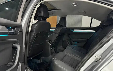 Skoda Superb III рестайлинг, 2024 год, 2 340 000 рублей, 20 фотография