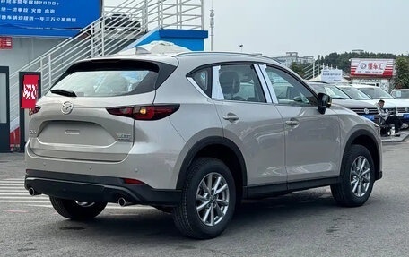 Mazda CX-5, 2025 год, 2 800 000 рублей, 6 фотография