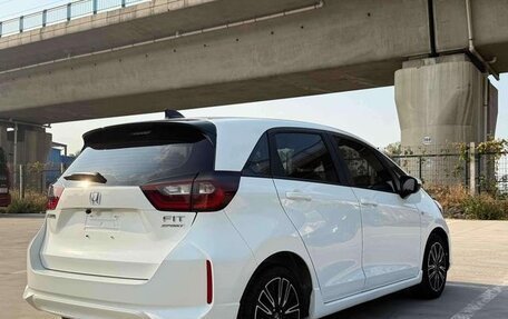 Honda Fit, 2021 год, 1 240 000 рублей, 7 фотография