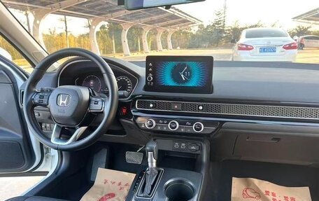 Honda Civic, 2022 год, 1 650 000 рублей, 10 фотография