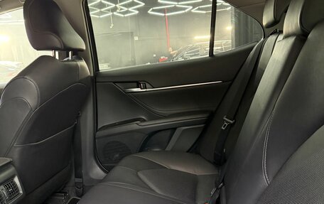 Toyota Camry, 2021 год, 3 200 000 рублей, 9 фотография