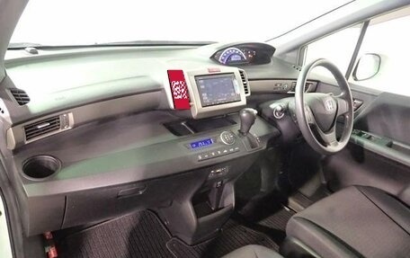 Honda Freed I, 2014 год, 879 000 рублей, 7 фотография