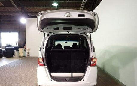 Honda Freed I, 2014 год, 879 000 рублей, 17 фотография