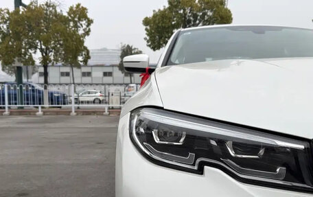 BMW 3 серия, 2021 год, 2 690 000 рублей, 12 фотография