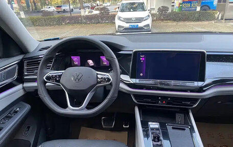 Volkswagen Teramont I, 2024 год, 5 050 017 рублей, 14 фотография