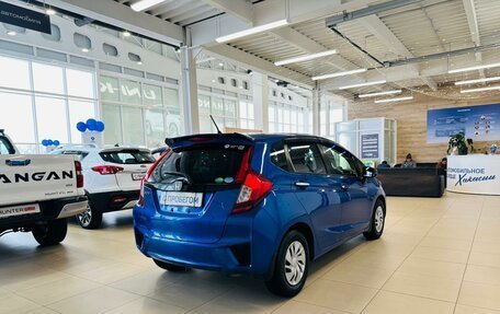 Honda Fit III, 2016 год, 999 000 рублей, 6 фотография