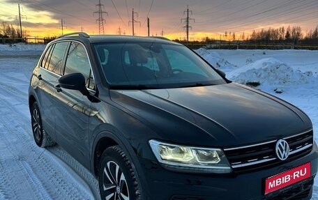 Volkswagen Tiguan II, 2019 год, 2 299 000 рублей, 1 фотография