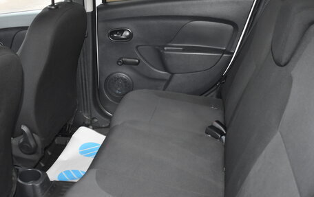 Renault Logan II, 2020 год, 859 000 рублей, 15 фотография