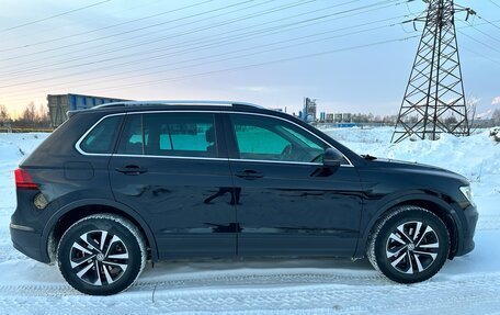 Volkswagen Tiguan II, 2019 год, 2 299 000 рублей, 5 фотография