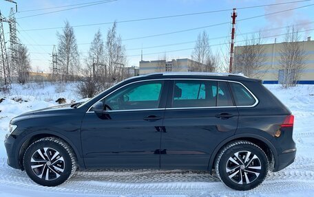 Volkswagen Tiguan II, 2019 год, 2 299 000 рублей, 2 фотография