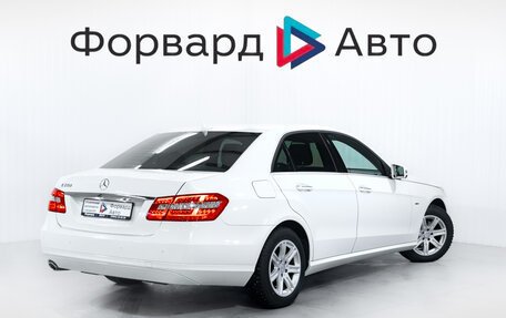 Mercedes-Benz E-Класс, 2012 год, 2 300 000 рублей, 7 фотография