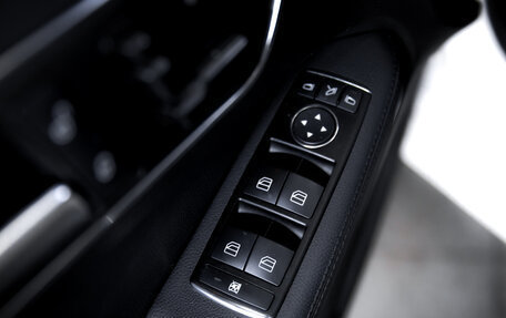 Mercedes-Benz E-Класс, 2012 год, 2 300 000 рублей, 20 фотография