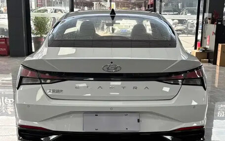 Hyundai Elantra, 2022 год, 1 580 009 рублей, 5 фотография