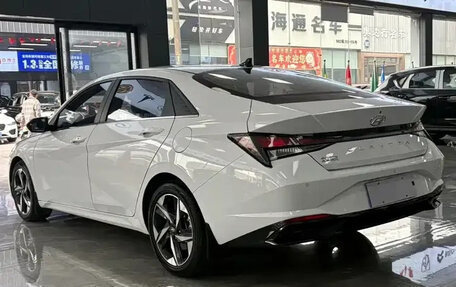 Hyundai Elantra, 2022 год, 1 580 009 рублей, 4 фотография