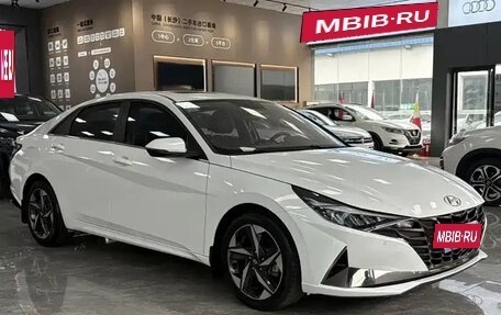 Hyundai Elantra, 2022 год, 1 580 009 рублей, 3 фотография