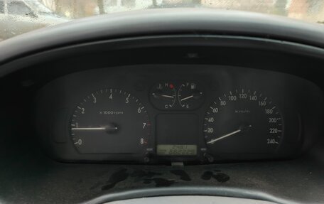 KIA Magentis I, 2004 год, 450 000 рублей, 9 фотография