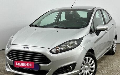 Ford Fiesta, 2015 год, 995 000 рублей, 1 фотография