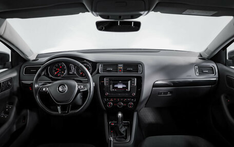 Volkswagen Jetta VI, 2017 год, 1 275 000 рублей, 9 фотография