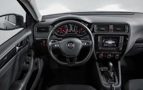 Volkswagen Jetta VI, 2017 год, 1 275 000 рублей, 10 фотография