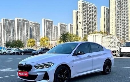 BMW 1 серия, 2022 год, 1 550 000 рублей, 1 фотография