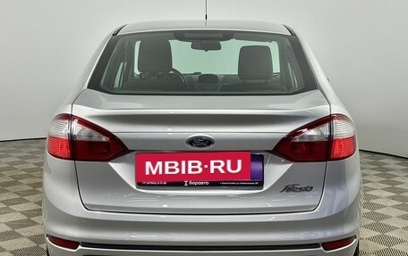 Ford Fiesta, 2015 год, 995 000 рублей, 4 фотография