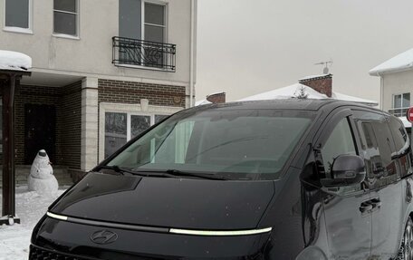 Hyundai Staria, 2022 год, 6 000 000 рублей, 1 фотография