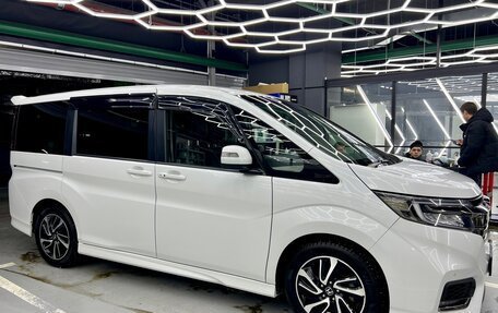 Honda Stepwgn IV, 2019 год, 2 670 000 рублей, 1 фотография