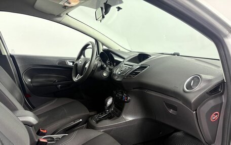 Ford Fiesta, 2015 год, 995 000 рублей, 12 фотография