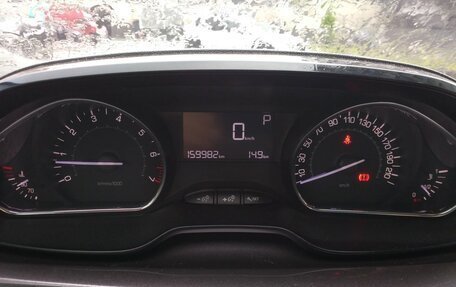 Peugeot 2008 II, 2014 год, 643 000 рублей, 7 фотография