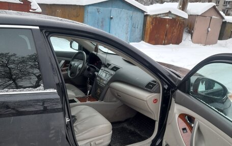 Toyota Camry, 2010 год, 1 300 000 рублей, 5 фотография