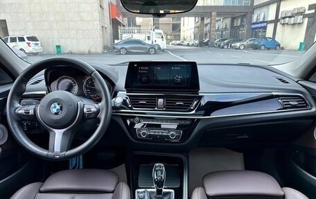 BMW 1 серия, 2022 год, 1 550 000 рублей, 10 фотография