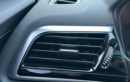 BMW 1 серия, 2022 год, 1 550 000 рублей, 16 фотография