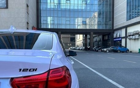 BMW 1 серия, 2022 год, 1 550 000 рублей, 21 фотография