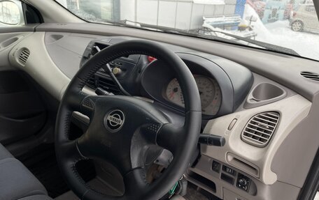 Nissan Tino, 1999 год, 397 000 рублей, 11 фотография