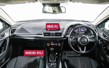 Mazda Axela, 2019 год, 1 600 000 рублей, 7 фотография