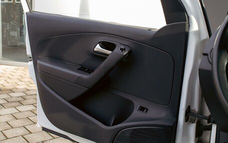 Volkswagen Polo VI (EU Market), 2013 год, 795 000 рублей, 8 фотография