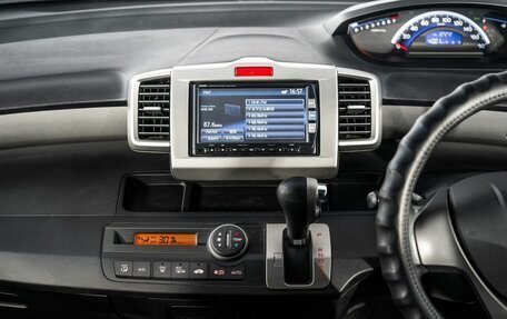 Honda Freed I, 2012 год, 1 300 000 рублей, 12 фотография