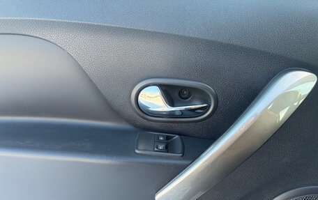 Renault Logan II, 2016 год, 800 000 рублей, 7 фотография