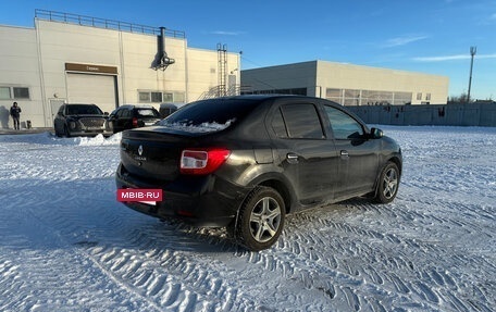 Renault Logan II, 2016 год, 800 000 рублей, 4 фотография