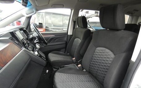 Mitsubishi Delica D:5 I, 2023 год, 3 000 000 рублей, 21 фотография