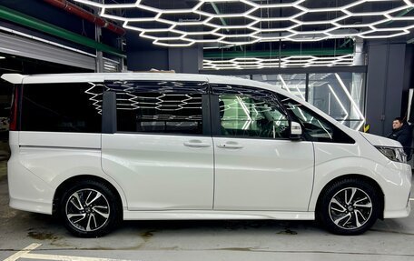 Honda Stepwgn IV, 2019 год, 2 670 000 рублей, 4 фотография