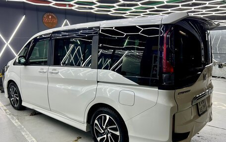 Honda Stepwgn IV, 2019 год, 2 670 000 рублей, 8 фотография