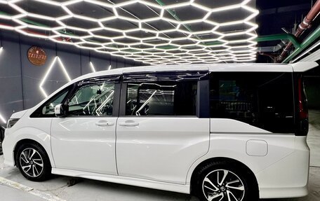 Honda Stepwgn IV, 2019 год, 2 670 000 рублей, 9 фотография