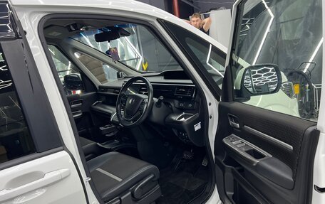 Honda Stepwgn IV, 2019 год, 2 670 000 рублей, 15 фотография