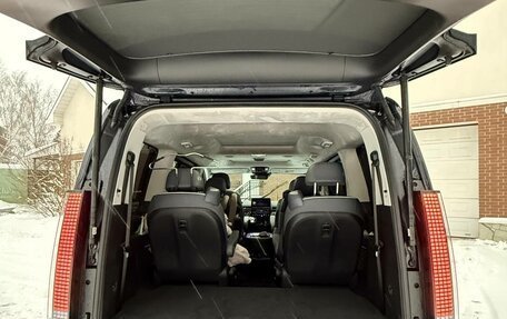 Hyundai Staria, 2022 год, 6 000 000 рублей, 7 фотография