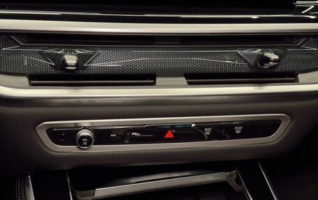 BMW X5, 2023 год, 14 000 000 рублей, 17 фотография