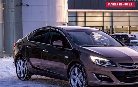 Opel Astra J, 2013 год, 855 000 рублей, 7 фотография