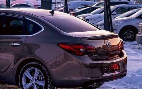 Opel Astra J, 2013 год, 855 000 рублей, 10 фотография