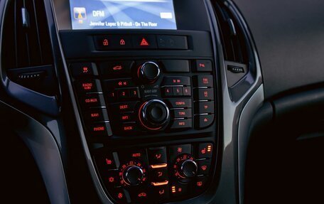 Opel Astra J, 2013 год, 855 000 рублей, 15 фотография